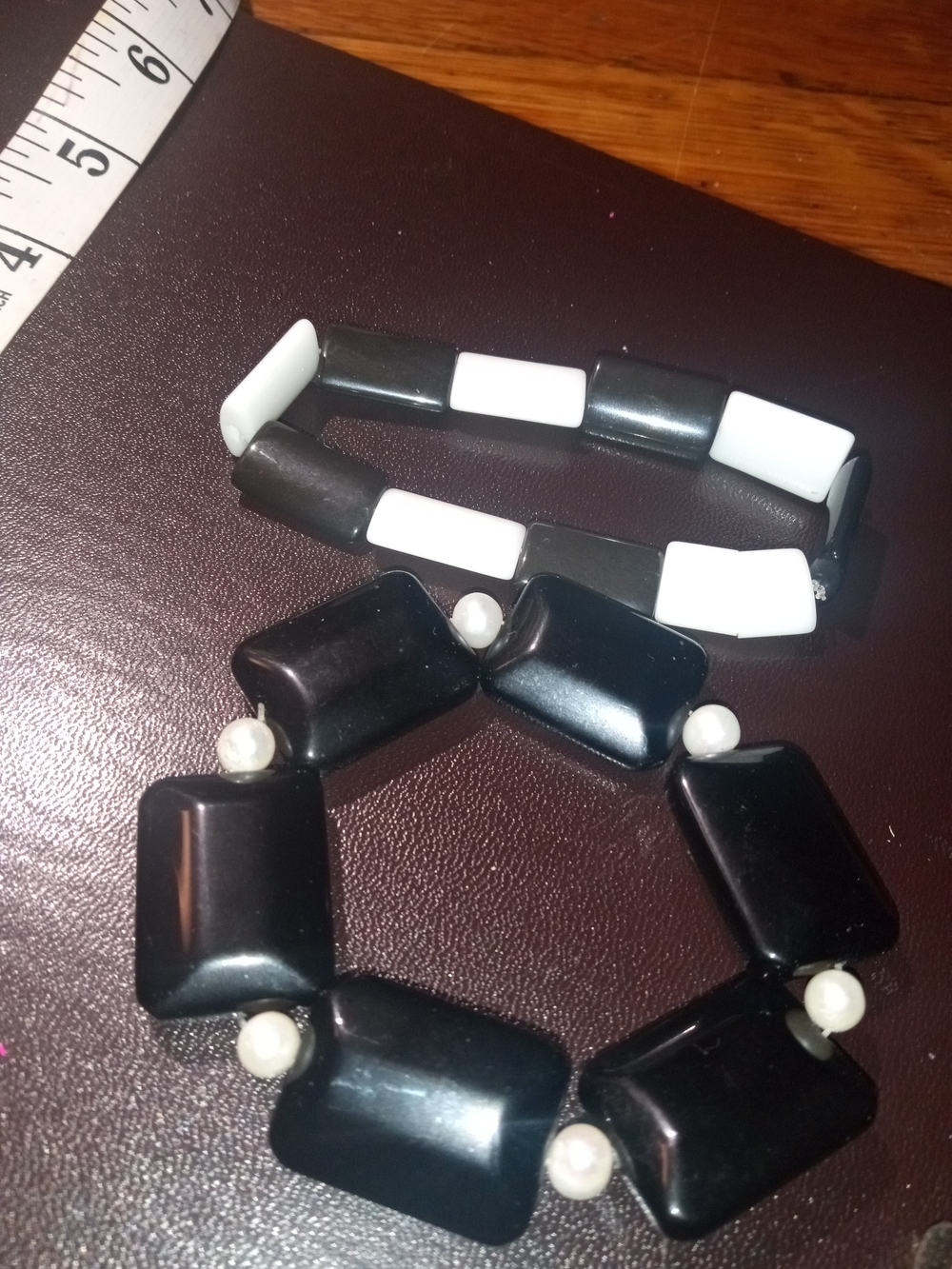 Set Of 2 Black and White Beaded Stretch Bracelet Set - Unbranded